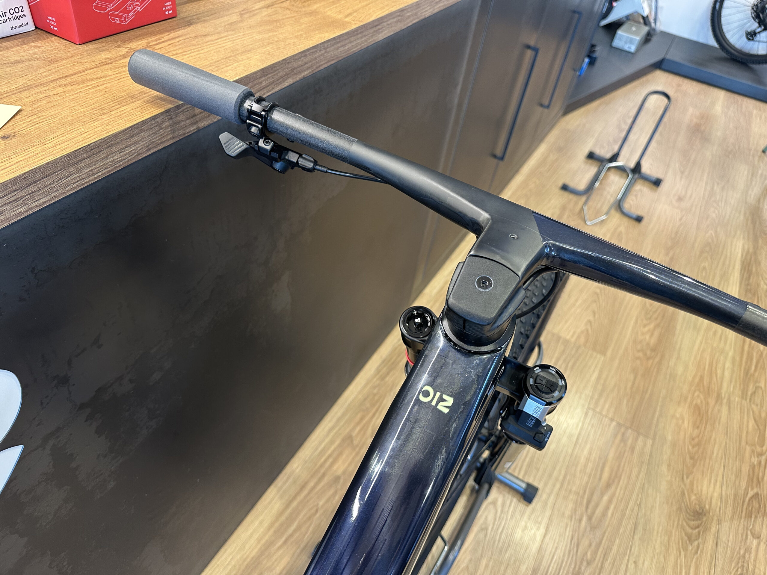 Orbea Oiz M10 AXS 2027 - immagine 3