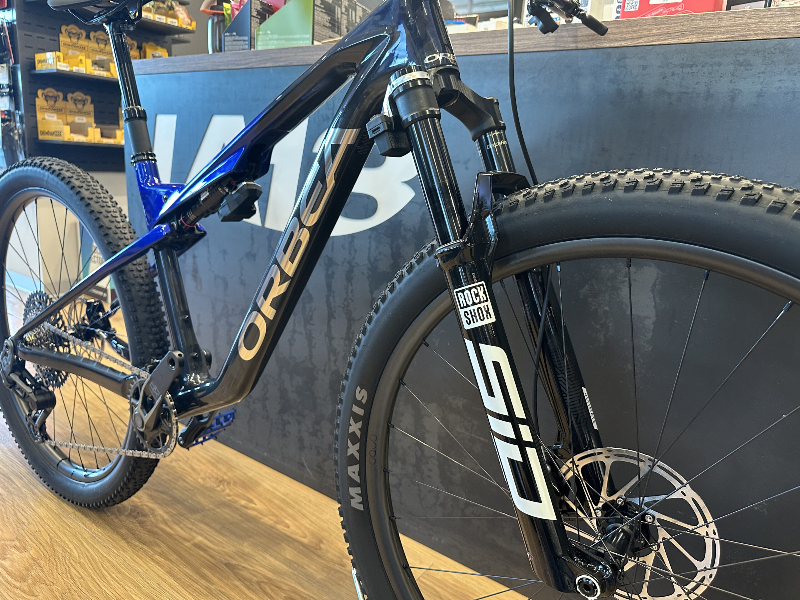 Orbea Oiz M10 AXS 2027 - immagine 2