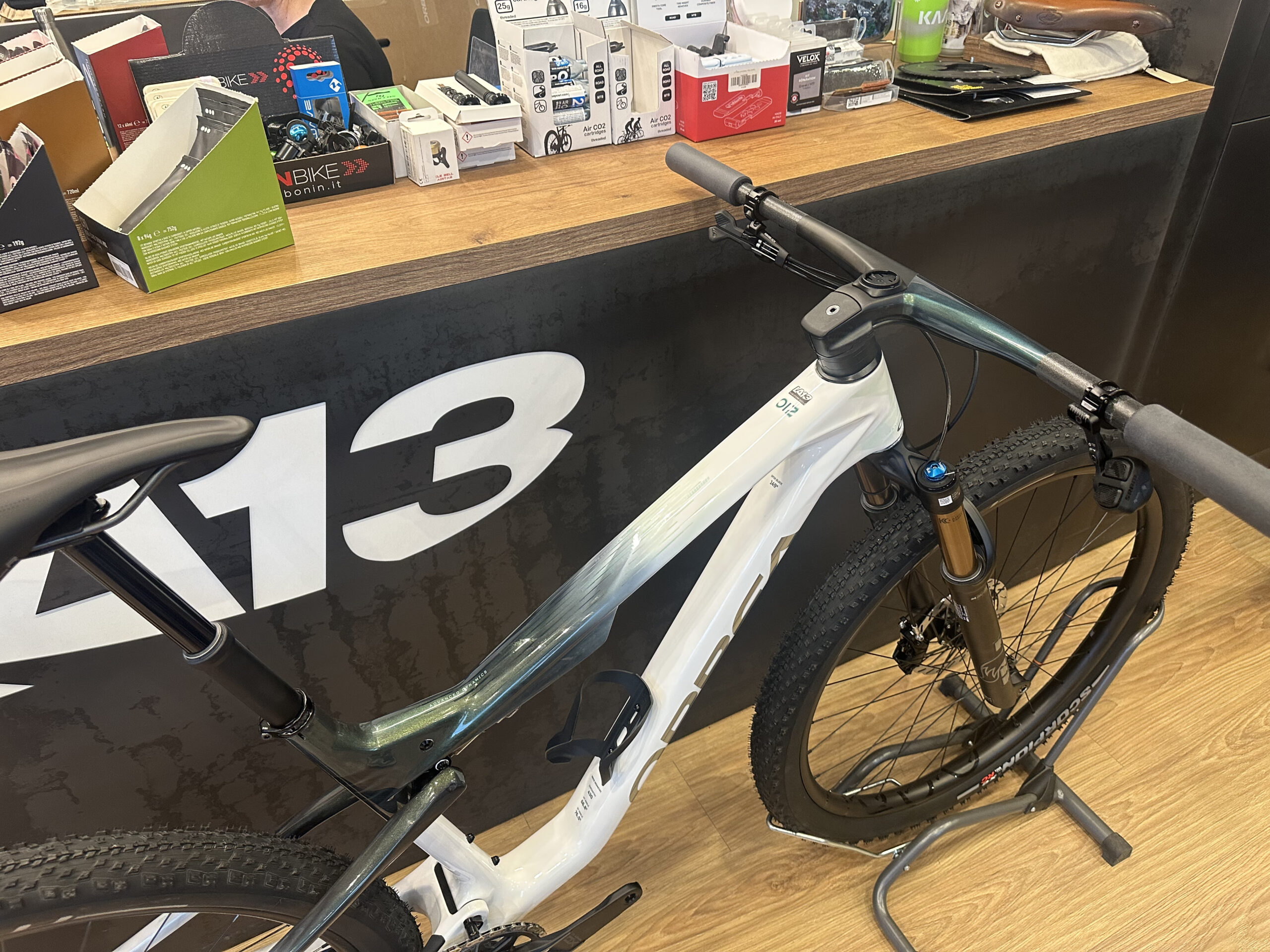 Orbea Oiz M-Team AXS '27 - immagine 3